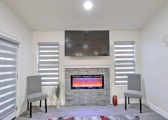 Executive Retreat Near State Farm Stadium Ferienhaus *